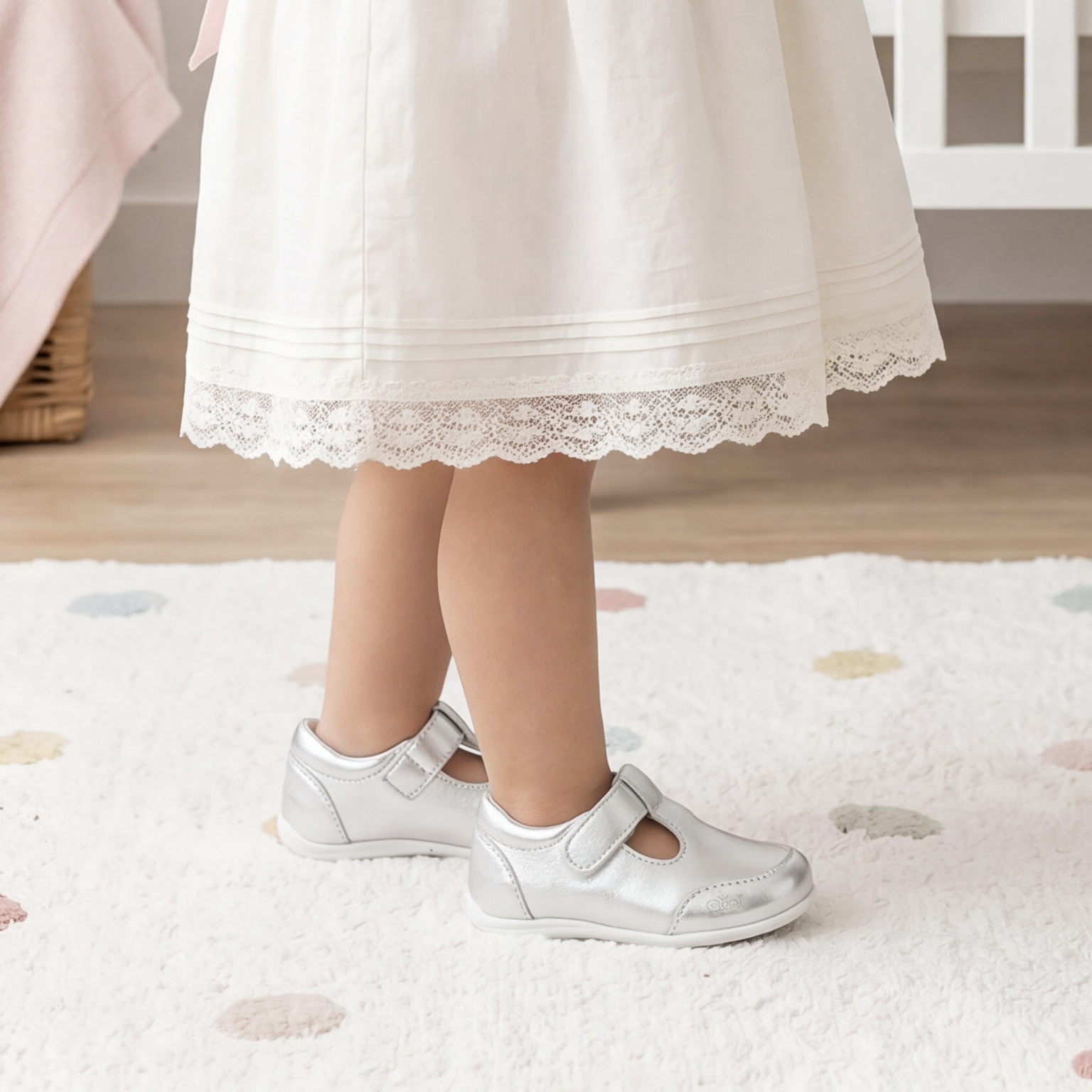 Maria Silver Shoe with White Sole - Image 2